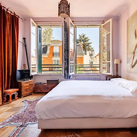 Veeve - Eclectic Delights * Paris